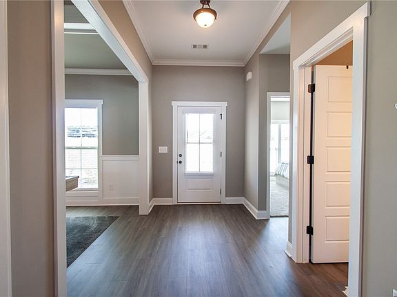 2nd image of 87 Lee Road 2223