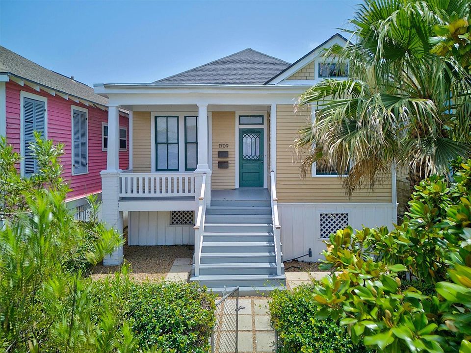 1st image of 1709 Avenue N 1/2