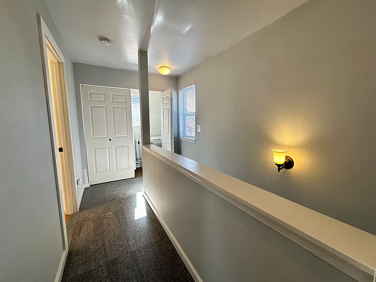 1140 N 93rd St — Photo 16