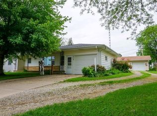 713 E Jefferson St, Knoxville, IA 50138