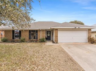 2716 Echo Point Dr, Fort Worth, TX 76123