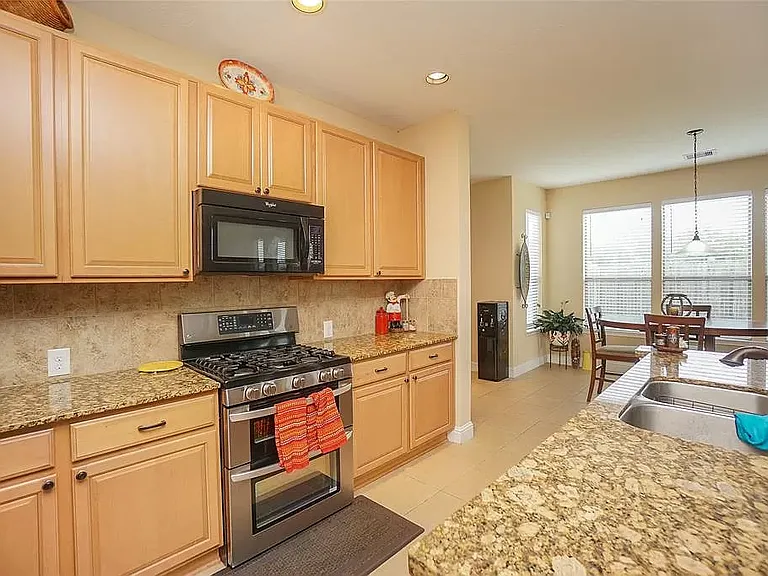 16522 Castle Fraser Dr — Photo 10