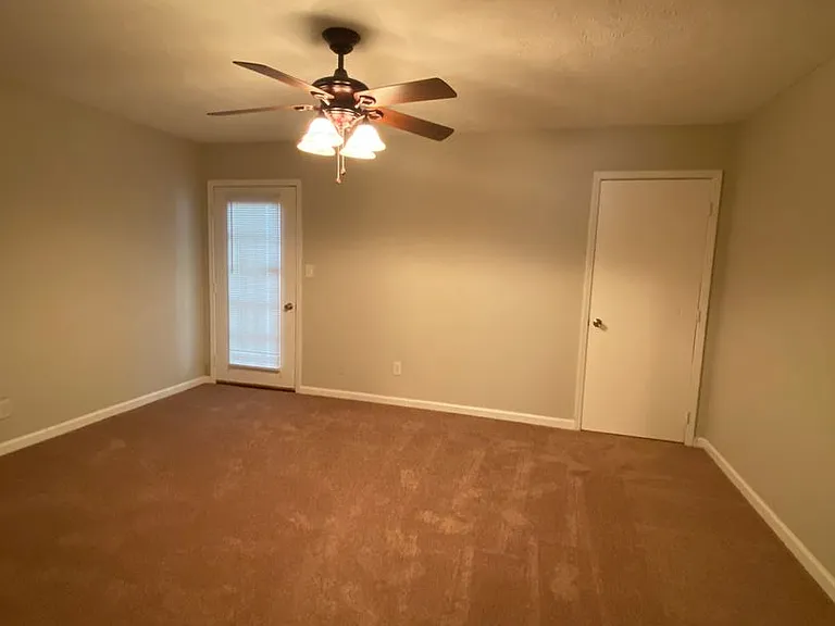 2502 Hidden Cove Ct — Photo 6