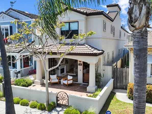 209 6th St, Seal Beach, CA 90740