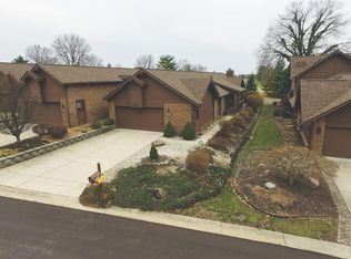 326 Exeter Ct, Greenwood, IN 46143