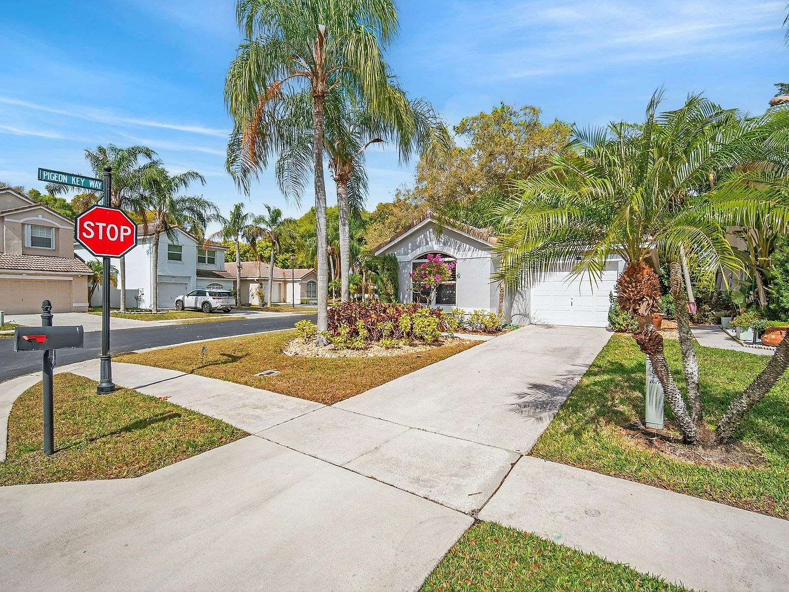 ミッキーハウスページ 6923 Torch Key Street, Lake Worth, FL 33467 | MLS #F10552309 | Zillow