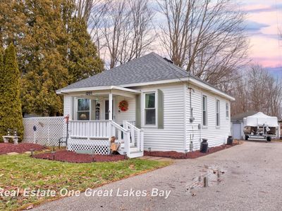 1201 Flint St, Saint Charles, MI, 48655