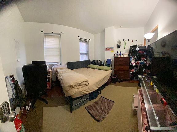 3rd image of 13 Tabor Pl #2