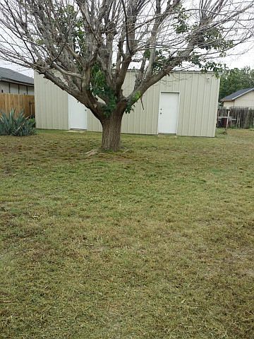 2nd image of 1911 San Fernando Dr