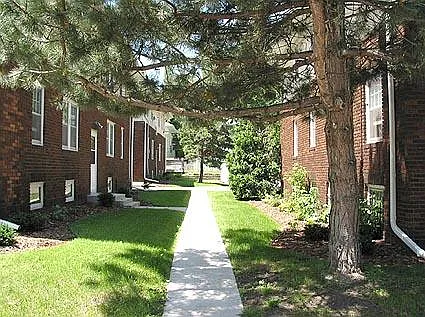 4344 Bryant Ave S — Photo 2