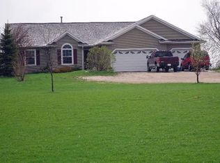 5142 Glenmore Rd, Denmark, WI 54208