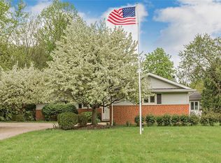 28725 Bolingbrook Rd, Pepper Pike, OH 44124