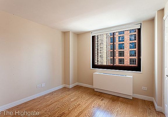 4th image of 182 E 95th St APT 14H