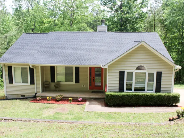 337 Waterview Dr, Lagrange, GA 30240