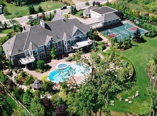 857 Windsor Dr SE, Sammamish, WA 98074