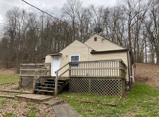 40 31st St E, Nitro, WV 25143