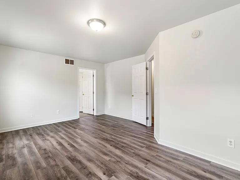 354 W Main St — Photo 11
