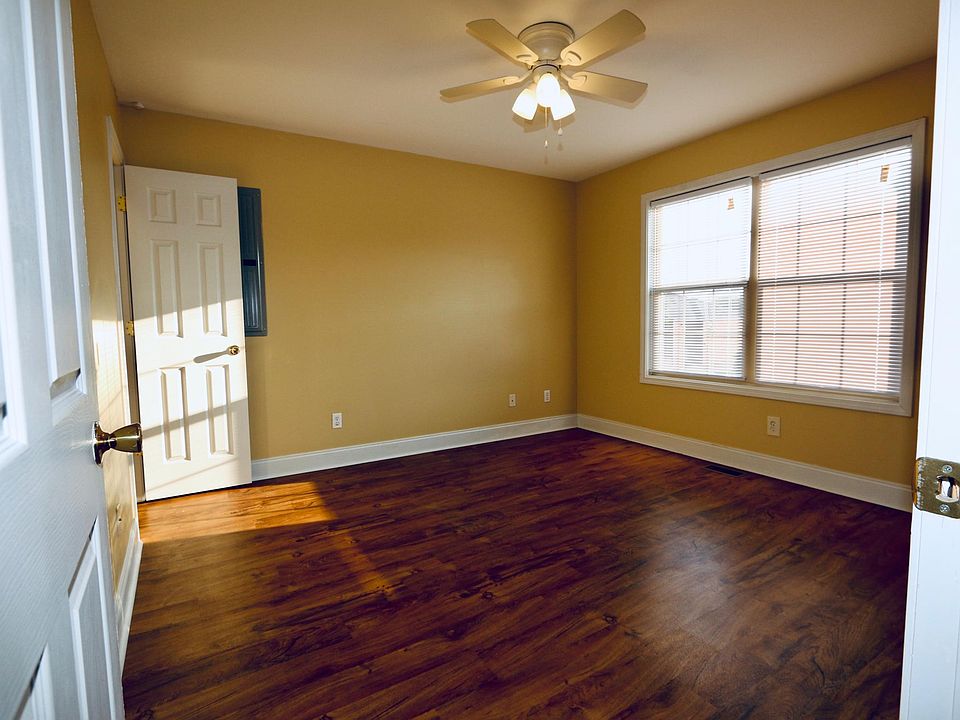 606 Hampton Way Richmond KY Zillow