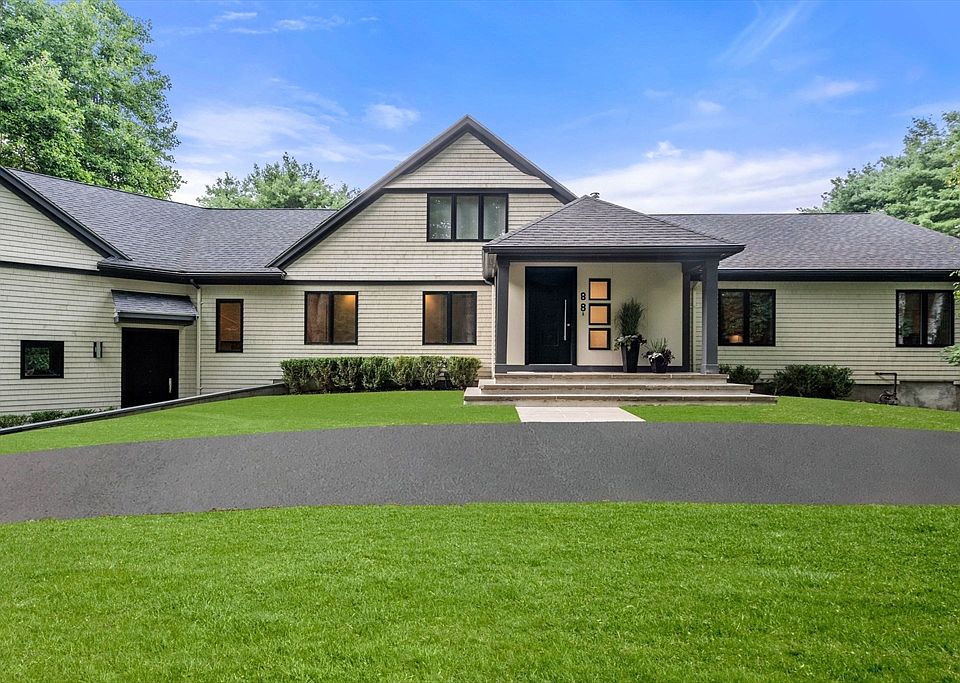 2nd image of 88 Glezen Ln
