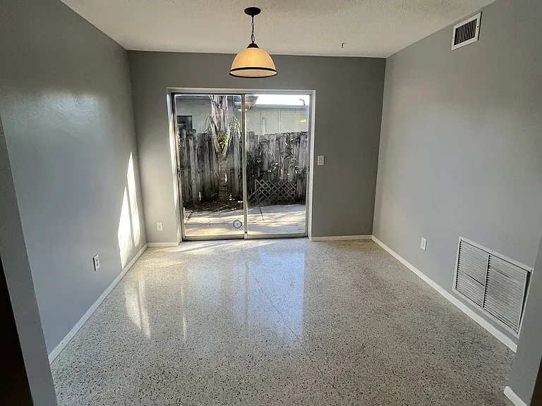 1128 W Lotus Dr — Photo 16