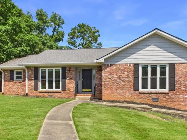6023 Whitehaven Dr, Columbus, GA 31909