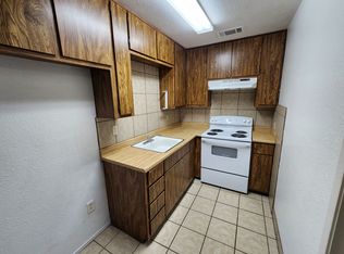 235 5th St E, Gustine, CA 95322