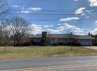 5678 Locust Valley Rd, Coopersburg, PA 18036