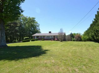 1940 Wards Rd, Altavista, VA 24517