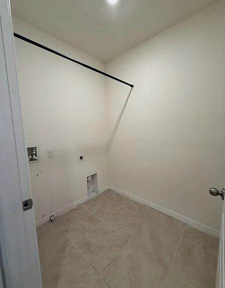 2099 Tay Wes Dr — Photo 10