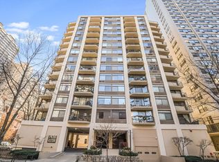 1450 N Astor St #15AB, Chicago, IL