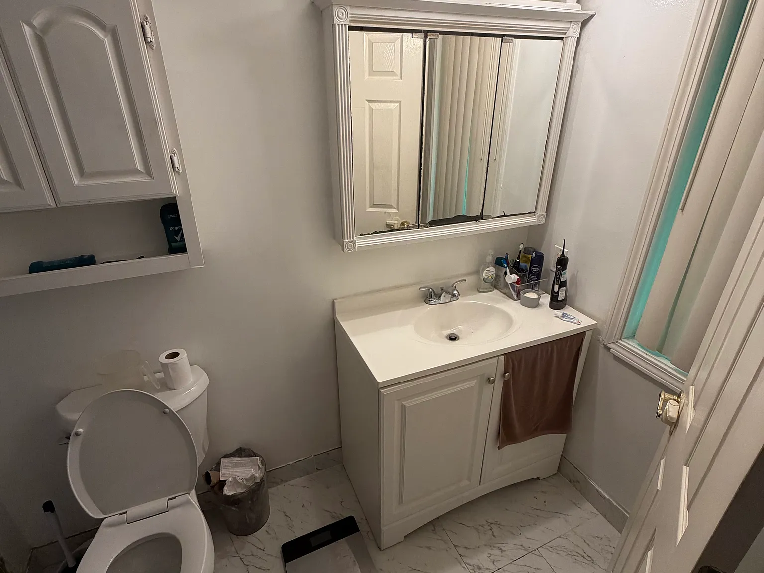2 bed, 908 sqft, $1,950 — Photo 1