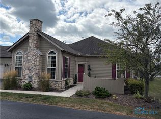 7711 E Watermark Dr, Findlay, OH 45840