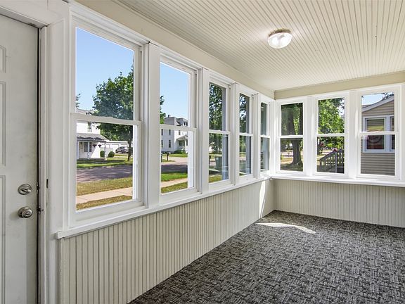 4th image of 618 Erin Street