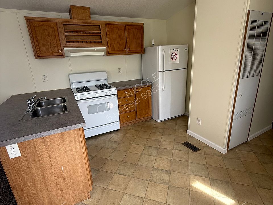1st image of 6 Horner Dr