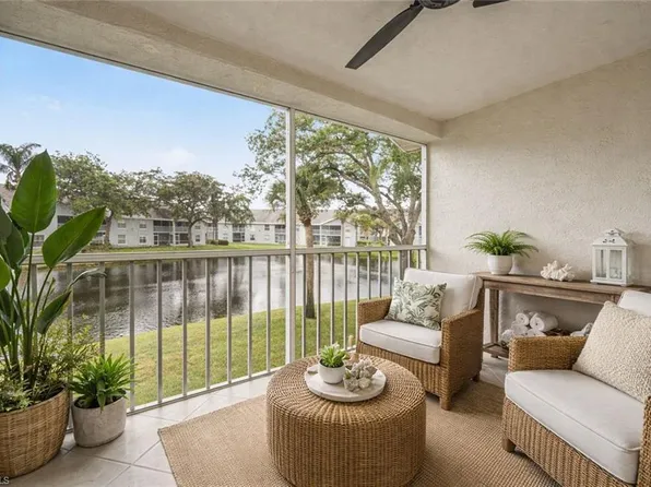 153 Wading Bird CIR #J201, NAPLES, FL 34110