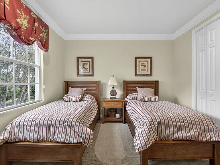 207 Andalusia Dr — Photo 26