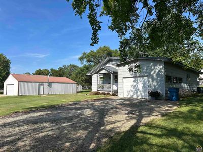 608 S 4th St, Madison, KS, 66860