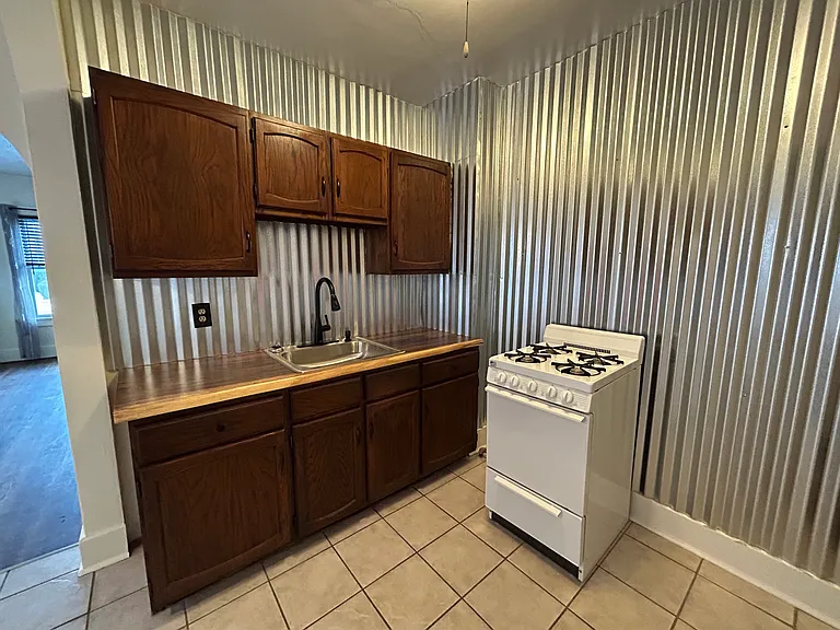 157 Ramsdell Ave #2 — Photo 4