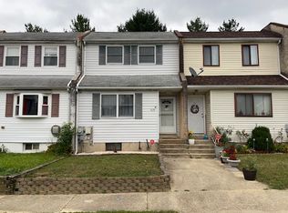 825 Hasting Ct, Newark, DE 19702