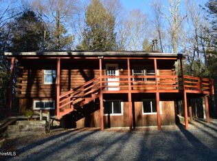 859 Moberg Rd, Becket, MA 01223