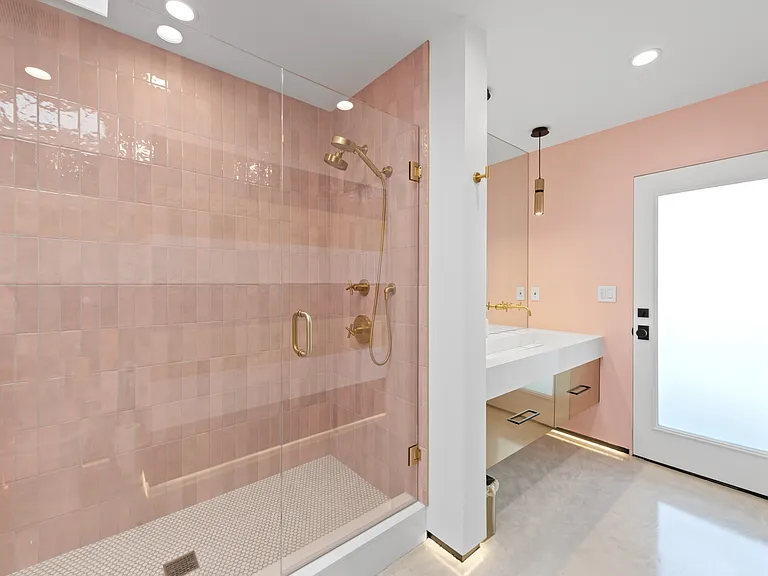 850 E Sierra Way — Photo 17
