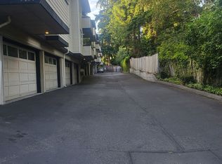 7409 210th St SW APT 212, Edmonds, WA 98026