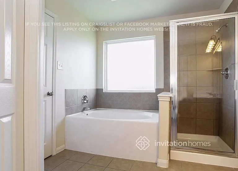 1015 Doubletree Glen Dr — Photo 21