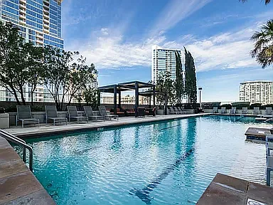1 bed, 728 sqft, $3,000 — Photo 3