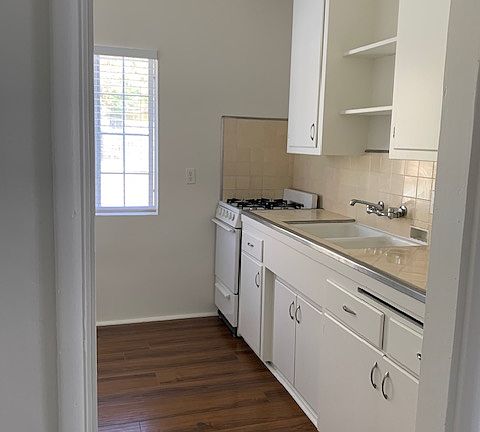 3rd image of 11529 Cumpston St APT 4