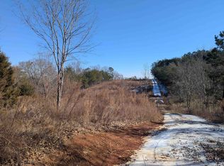 440 Old Melvin Hill Rd, Campobello, SC 29322