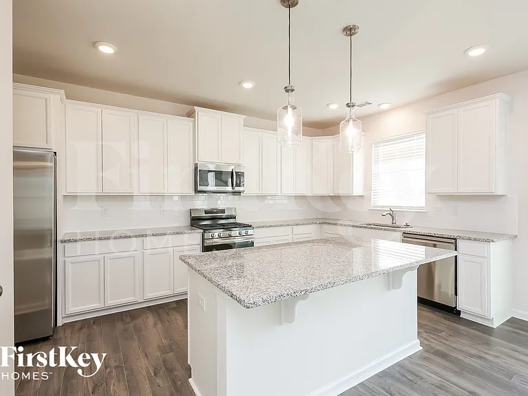 701 Birchcrest Way — Photo 6