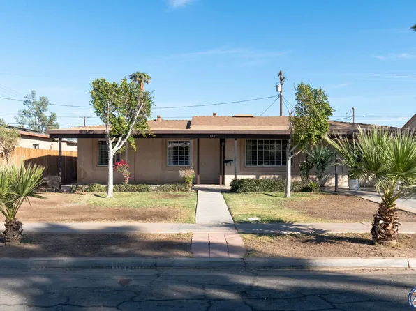 582 Tangerine Dr, El Centro, CA 92243