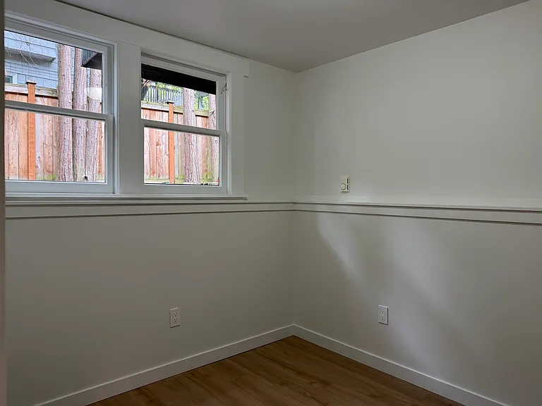 325 NE 54th St #323 — Photo 4