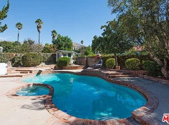 4th image of 5308 Ambridge Dr